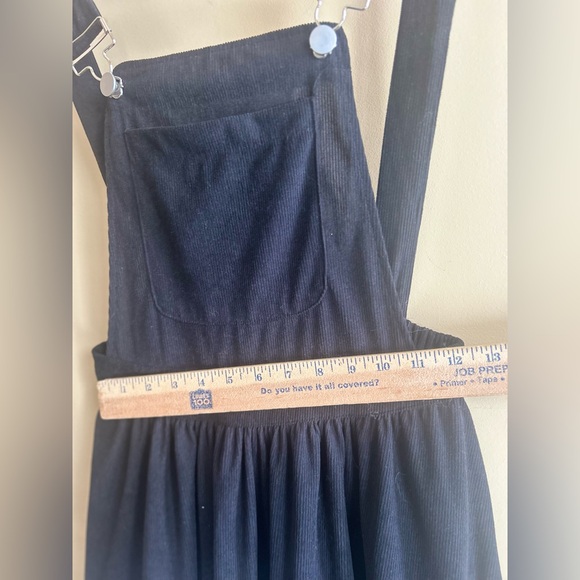 Light cord overall dress - Picture 4 of 9